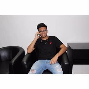 Meet your Posher, Rafiyad